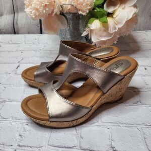 Eurosoft by Sofft Wedge Sandal with Cork Heel and Metallic Upper Size 7